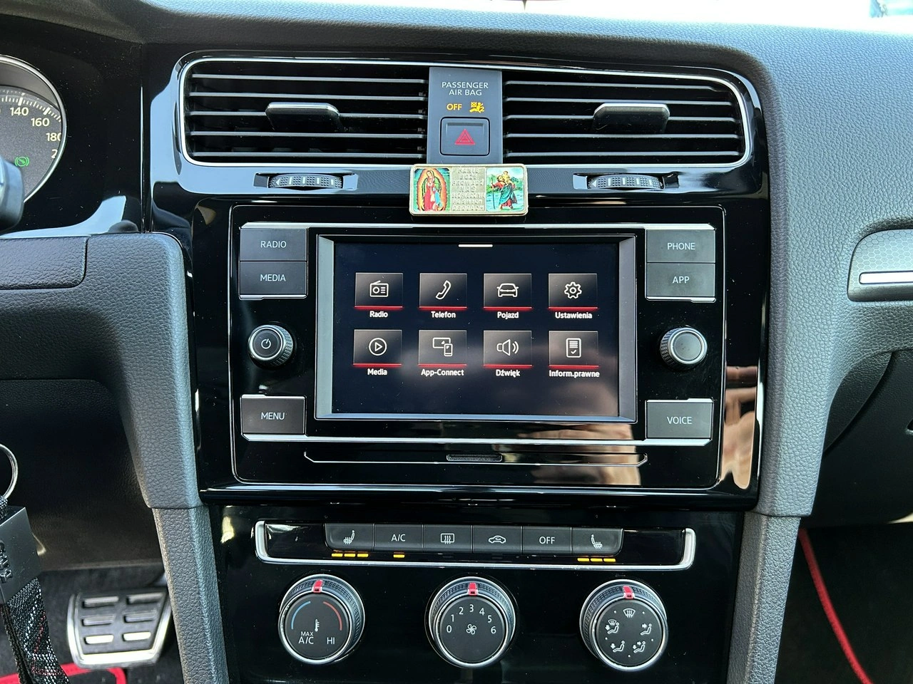 Volkswagen Golf - Zdjęcie 18