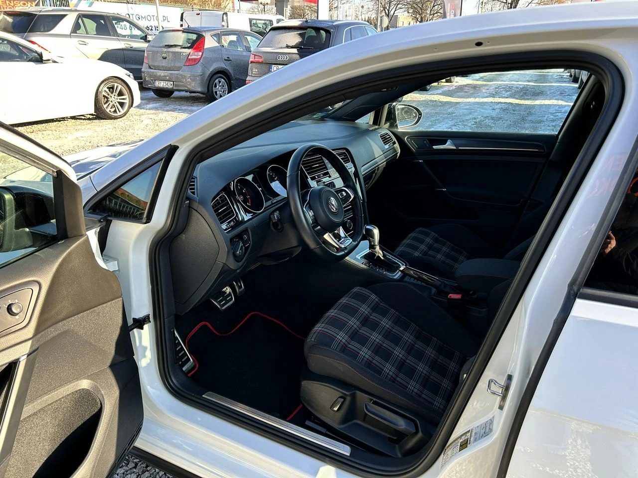 Volkswagen Golf - Zdjęcie 7