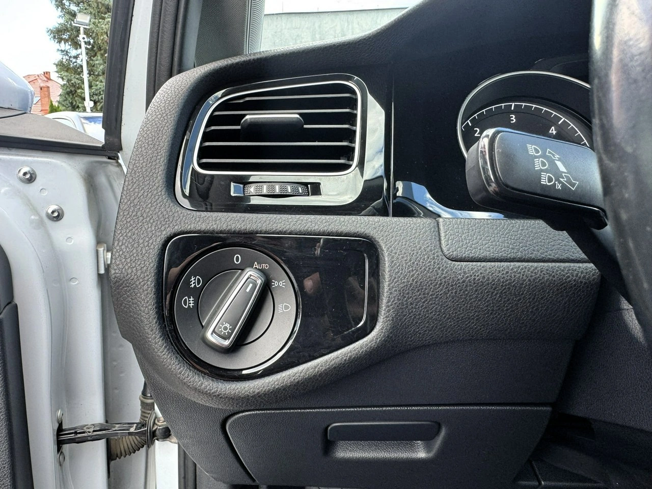 Volkswagen Golf - Zdjęcie 13