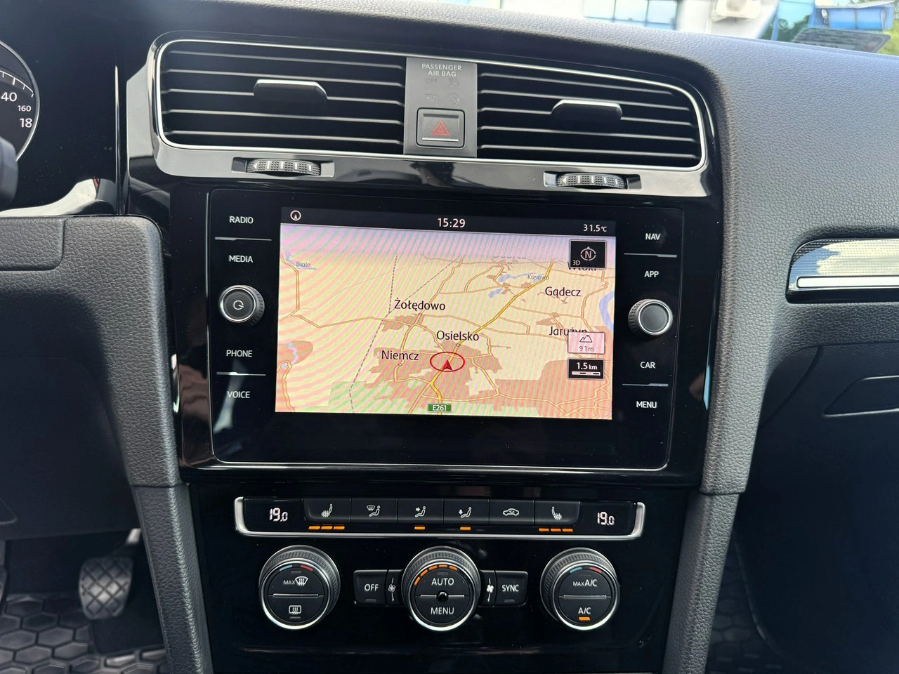 Volkswagen Golf - Zdjęcie 20