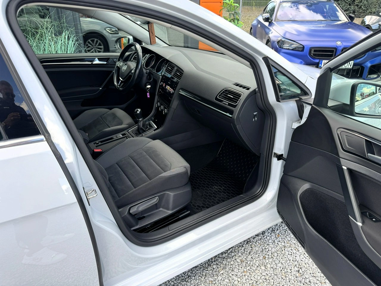 Volkswagen Golf - Zdjęcie 23