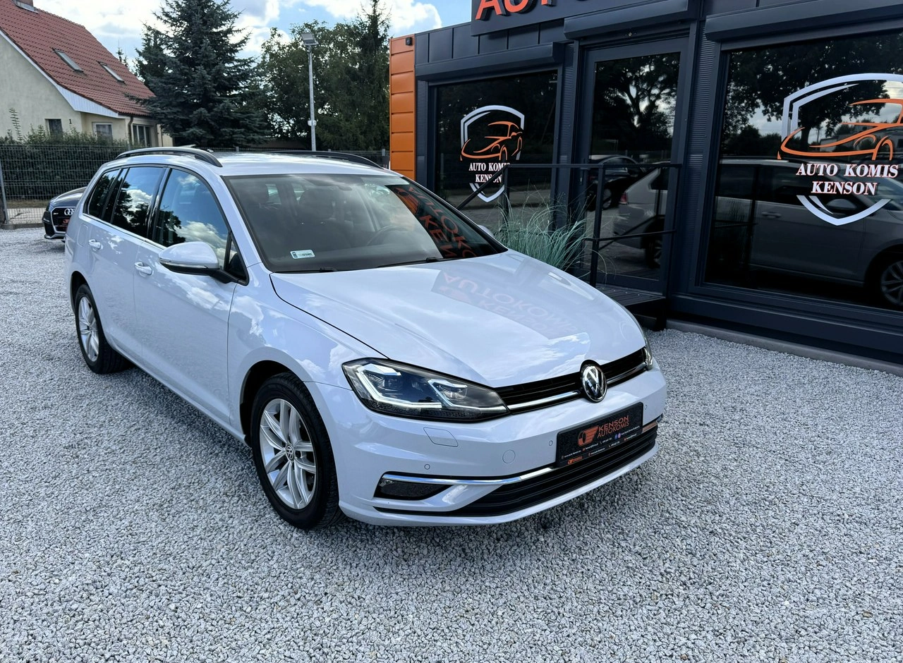 Volkswagen Golf - Zdjęcie 1