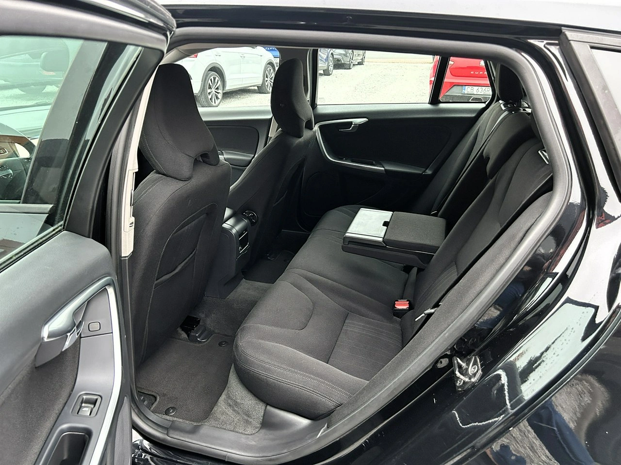 Volvo V60 - Zdjęcie 24