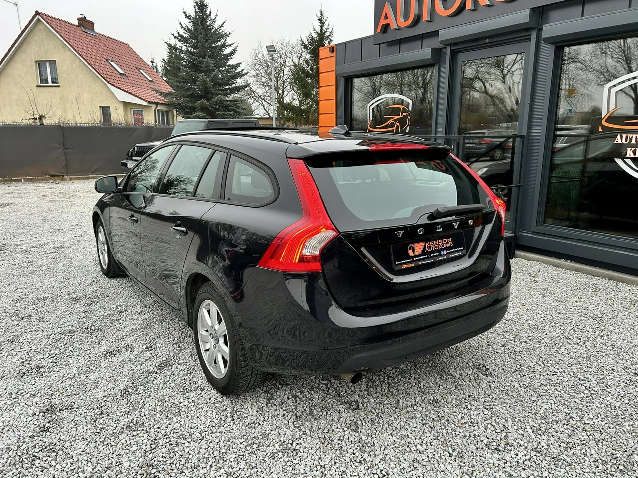 Volvo V60 - Zdjęcie 2