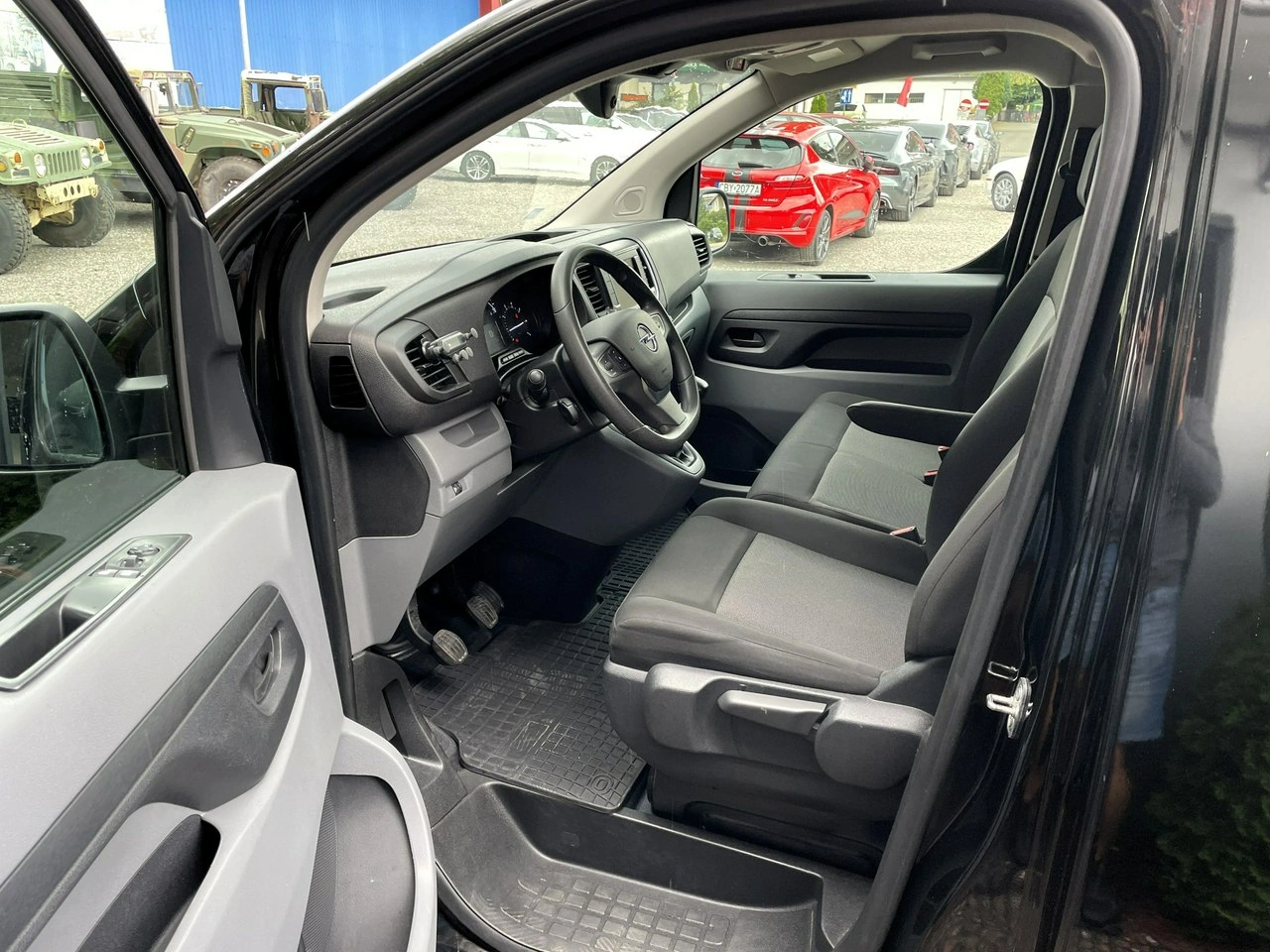 Opel Vivaro - Zdjęcie 9