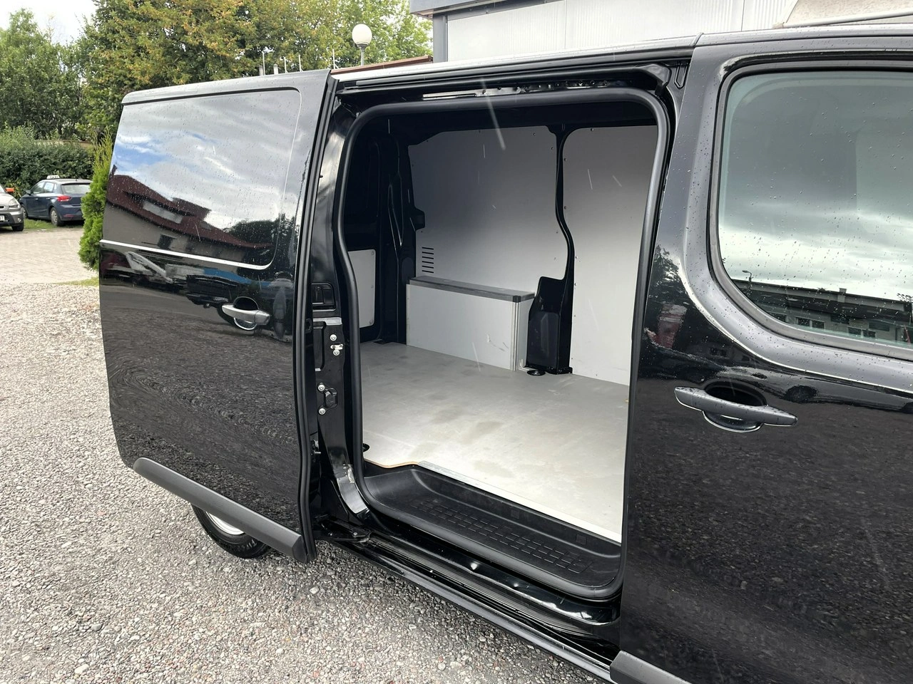 Opel Vivaro - Zdjęcie 32