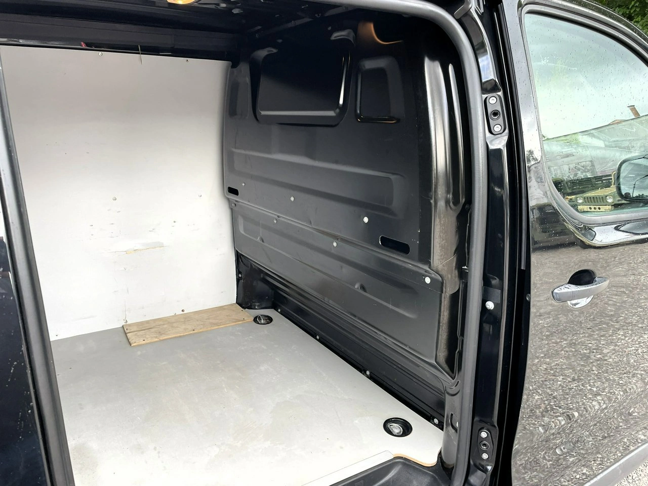 Opel Vivaro - Zdjęcie 34