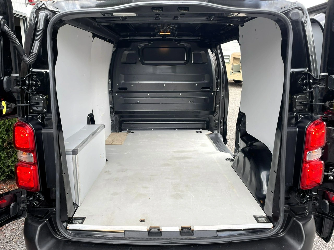 Opel Vivaro - Zdjęcie 36