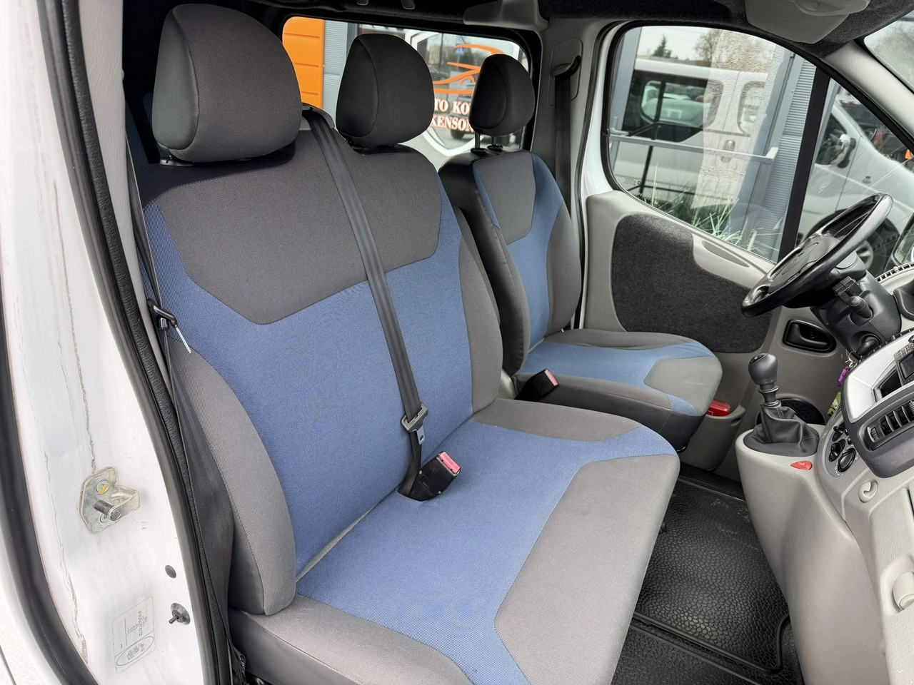 Renault Trafic - Zdjęcie 23