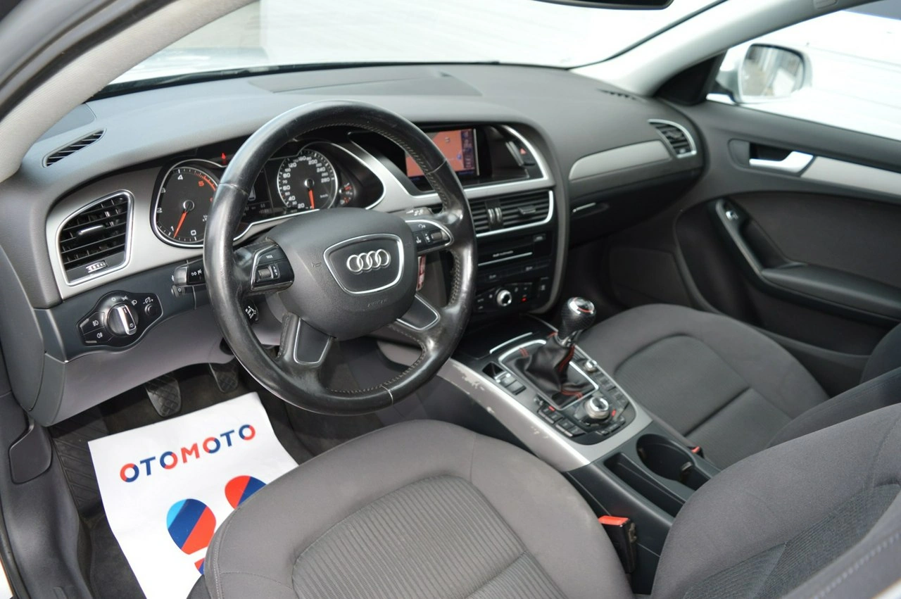 Audi A4 - Zdjęcie 17