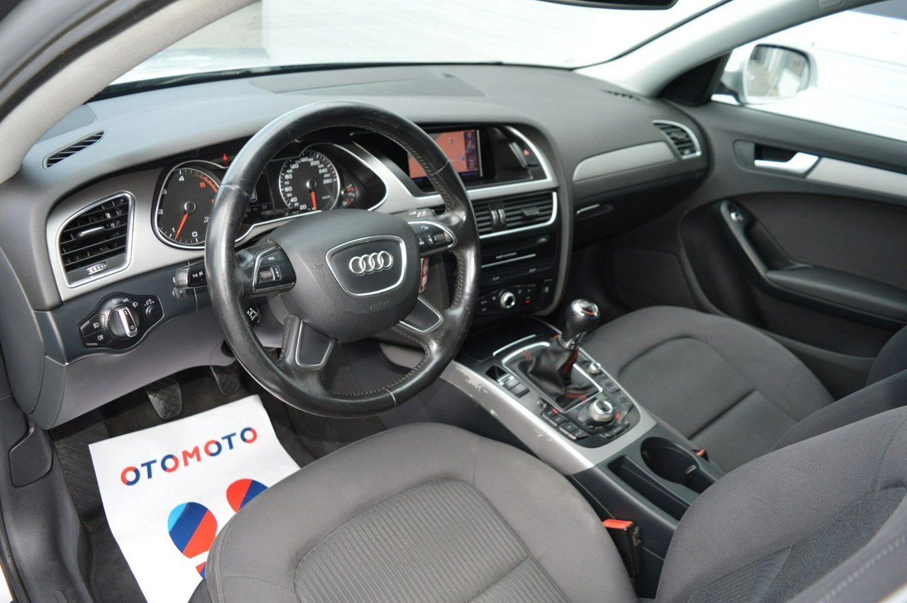 Audi A4 - Zdjęcie 17