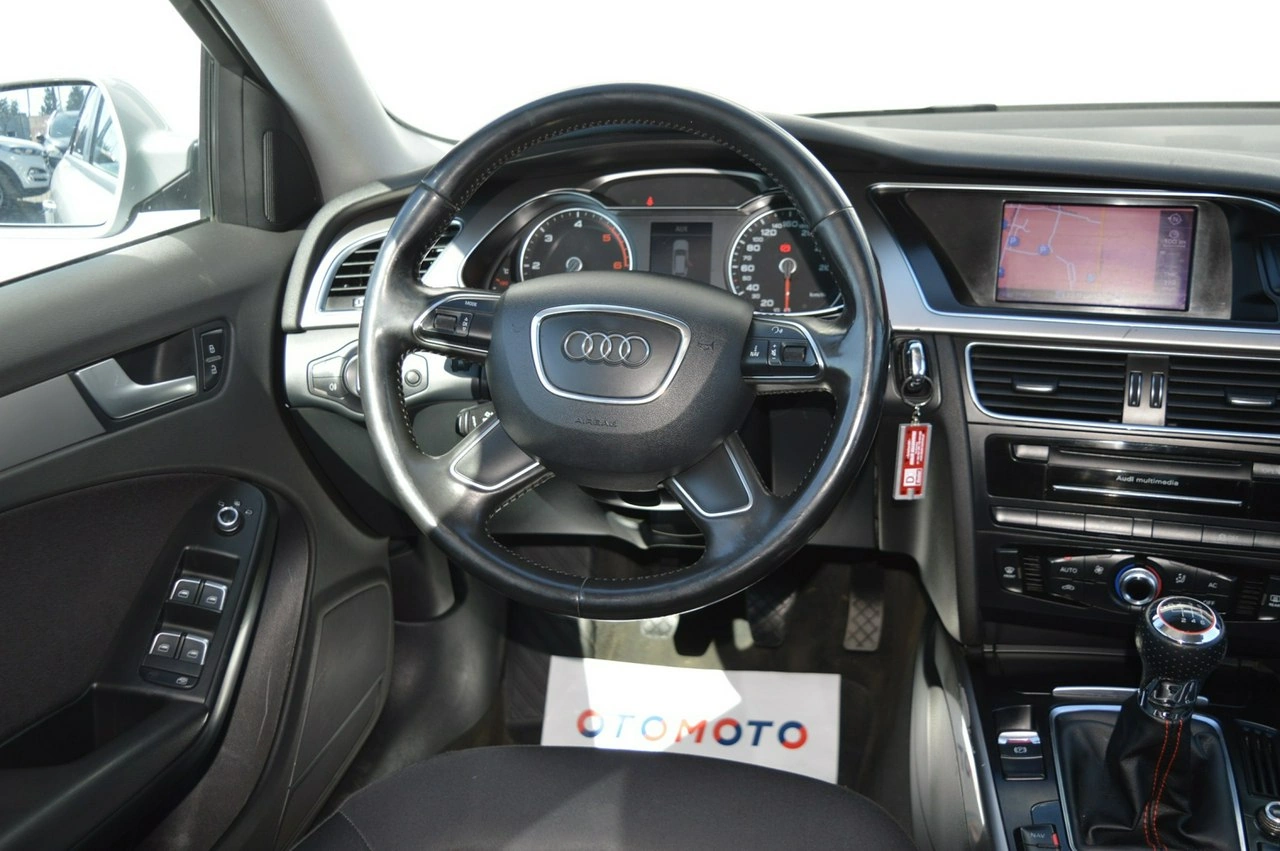 Audi A4 - Zdjęcie 19