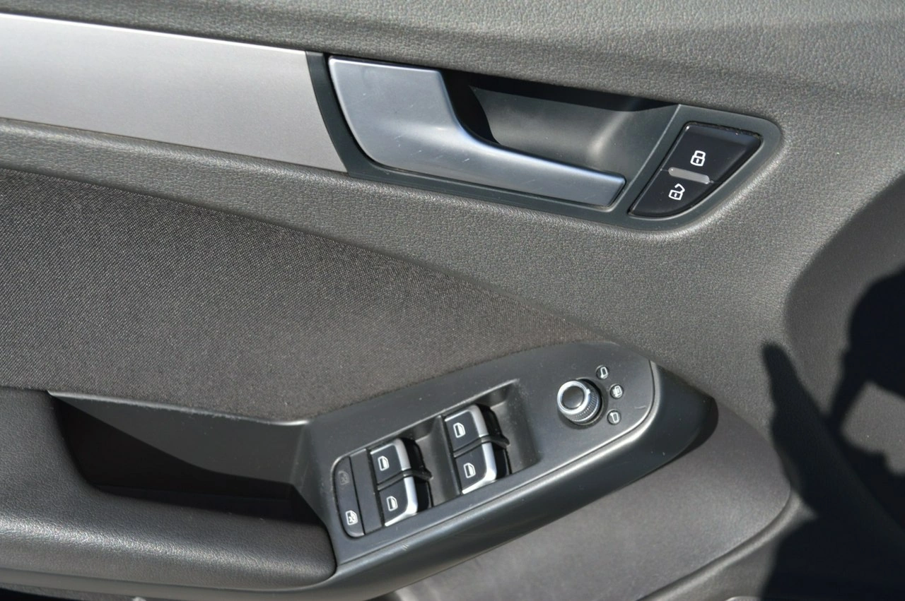 Audi A4 - Zdjęcie 34