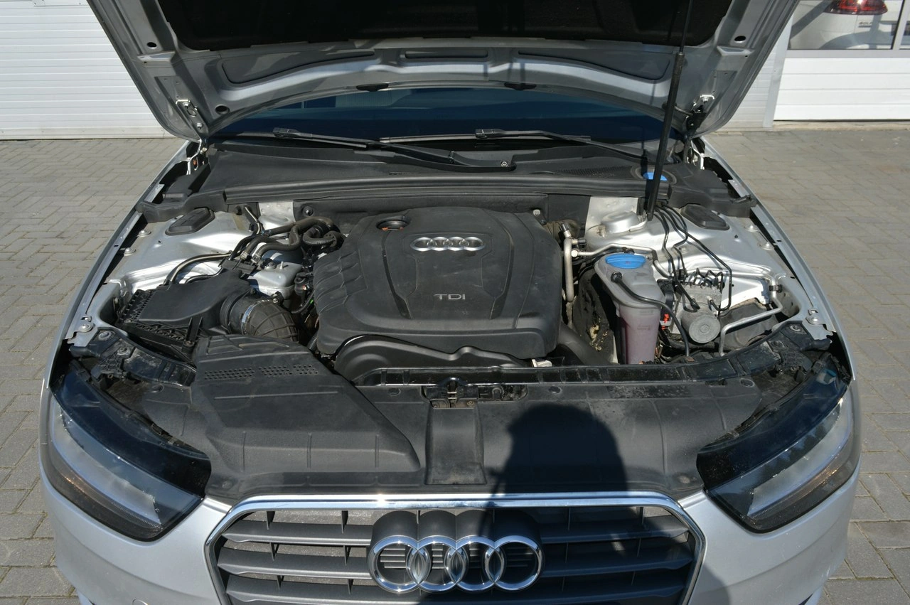Audi A4 - Zdjęcie 36