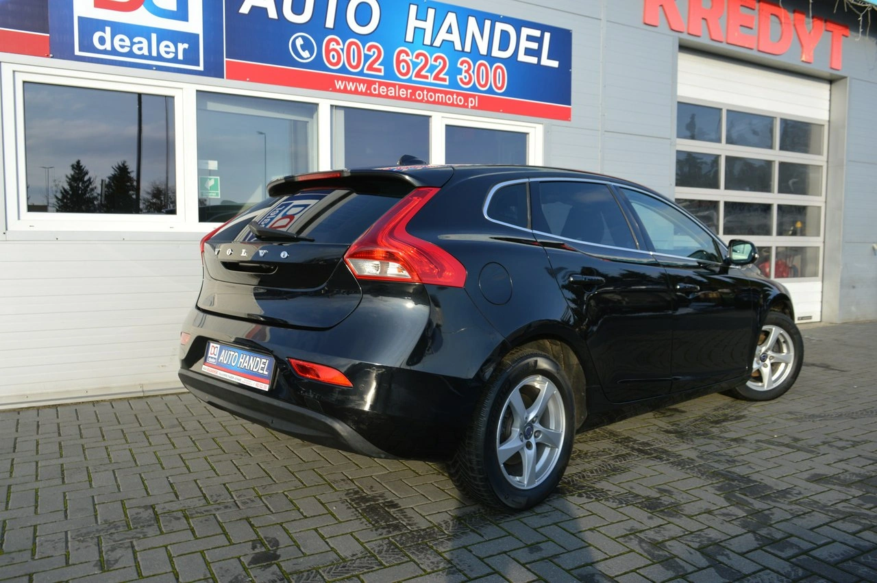 Volvo V40 - Zdjęcie 16
