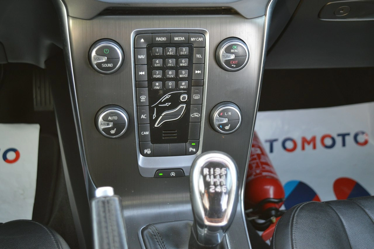 Volvo V40 - Zdjęcie 22