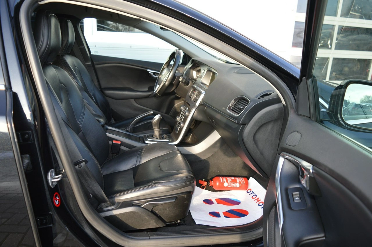 Volvo V40 - Zdjęcie 27