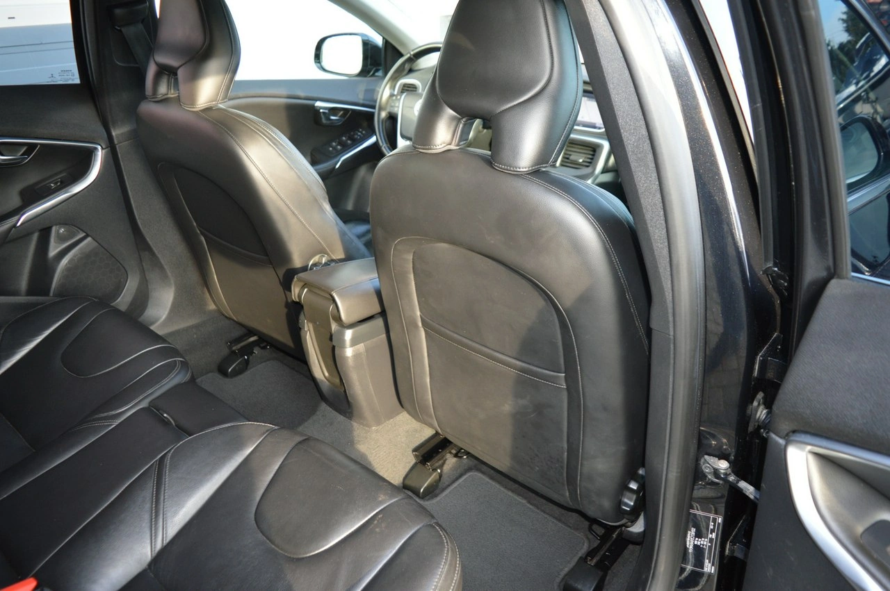Volvo V40 - Zdjęcie 29