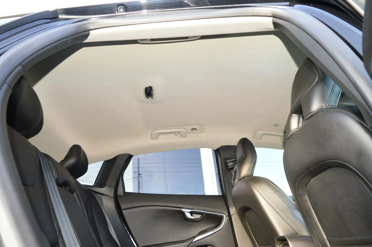 Volvo V40 - Zdjęcie 30