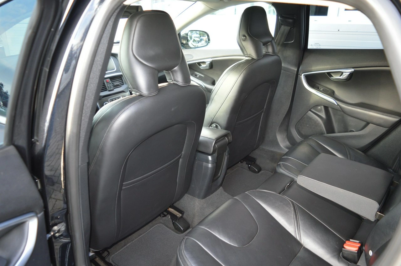 Volvo V40 - Zdjęcie 32