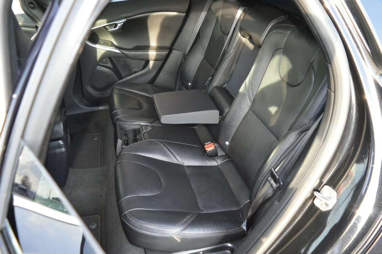 Volvo V40 - Zdjęcie 34