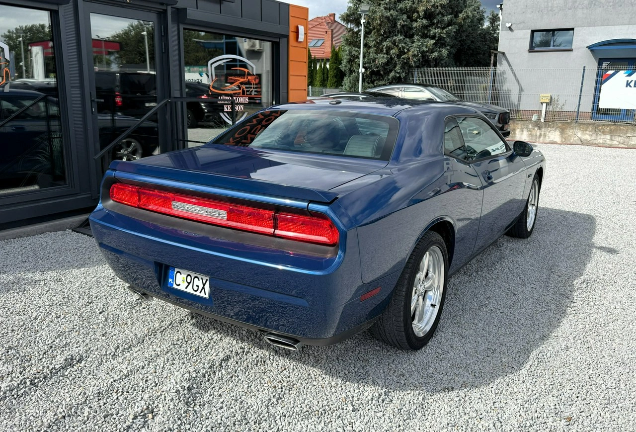 Dodge Challenger - Zdjęcie 2