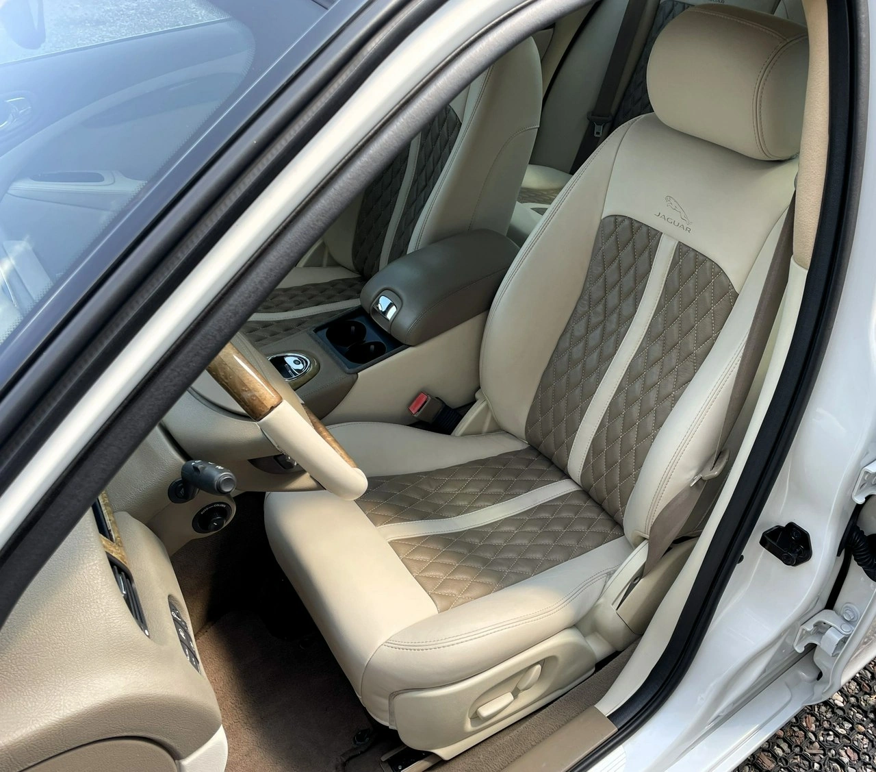 Jaguar S-Type - Zdjęcie 10