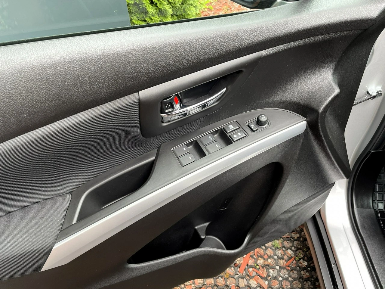 Suzuki SX4 S-Cross - Zdjęcie 13