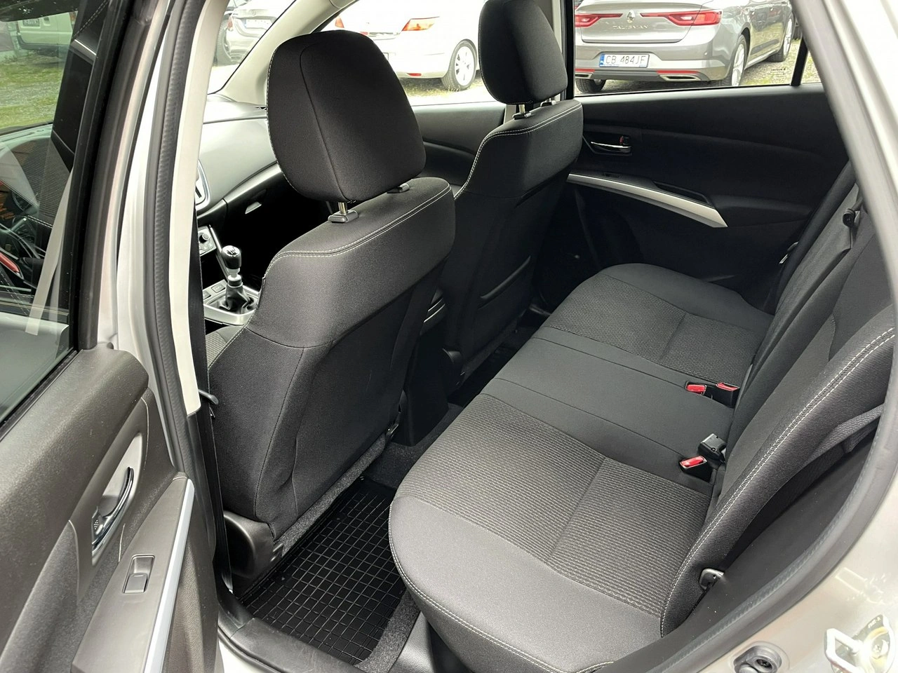 Suzuki SX4 S-Cross - Zdjęcie 24