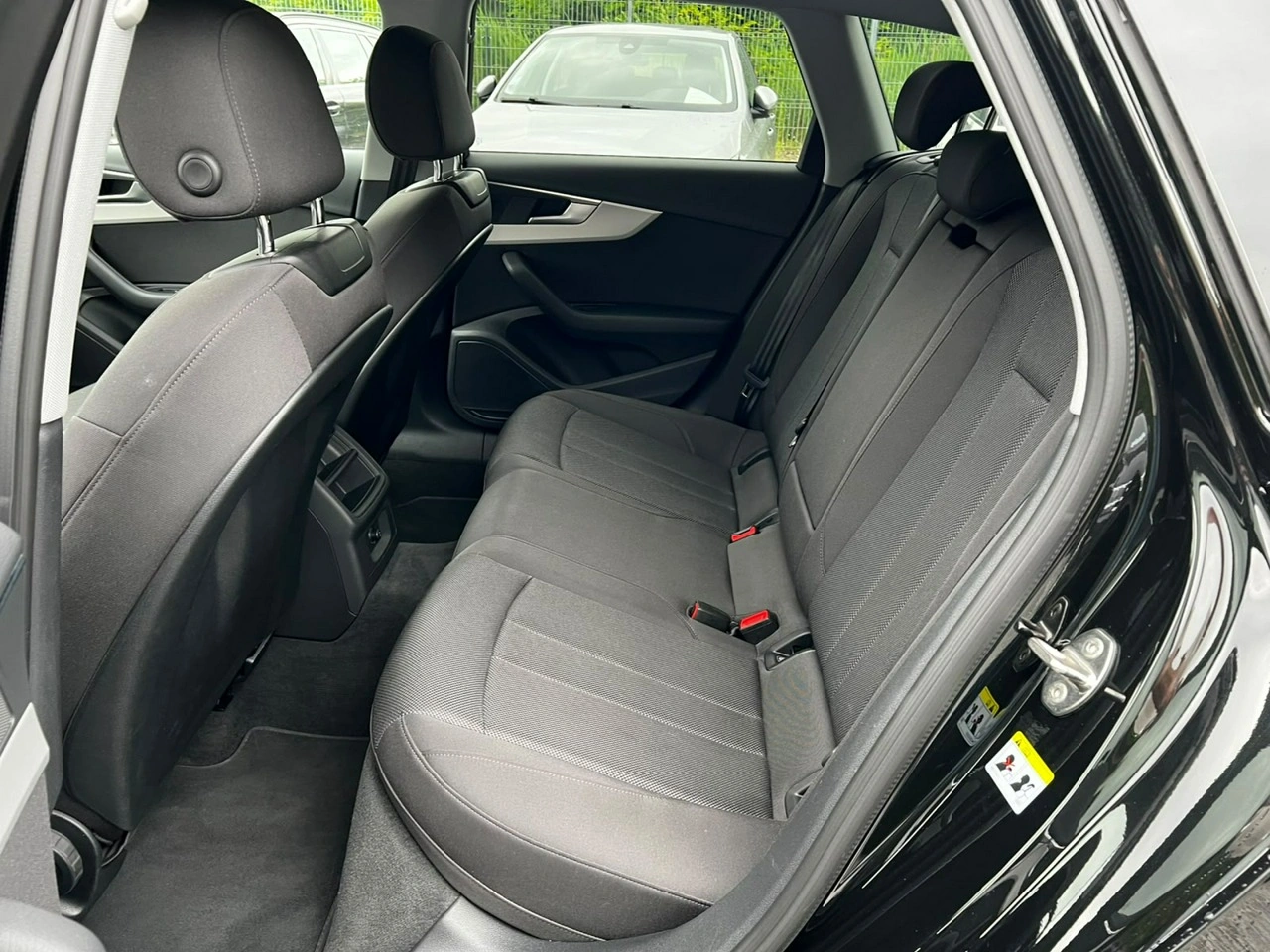 Audi A4 - Zdjęcie 10