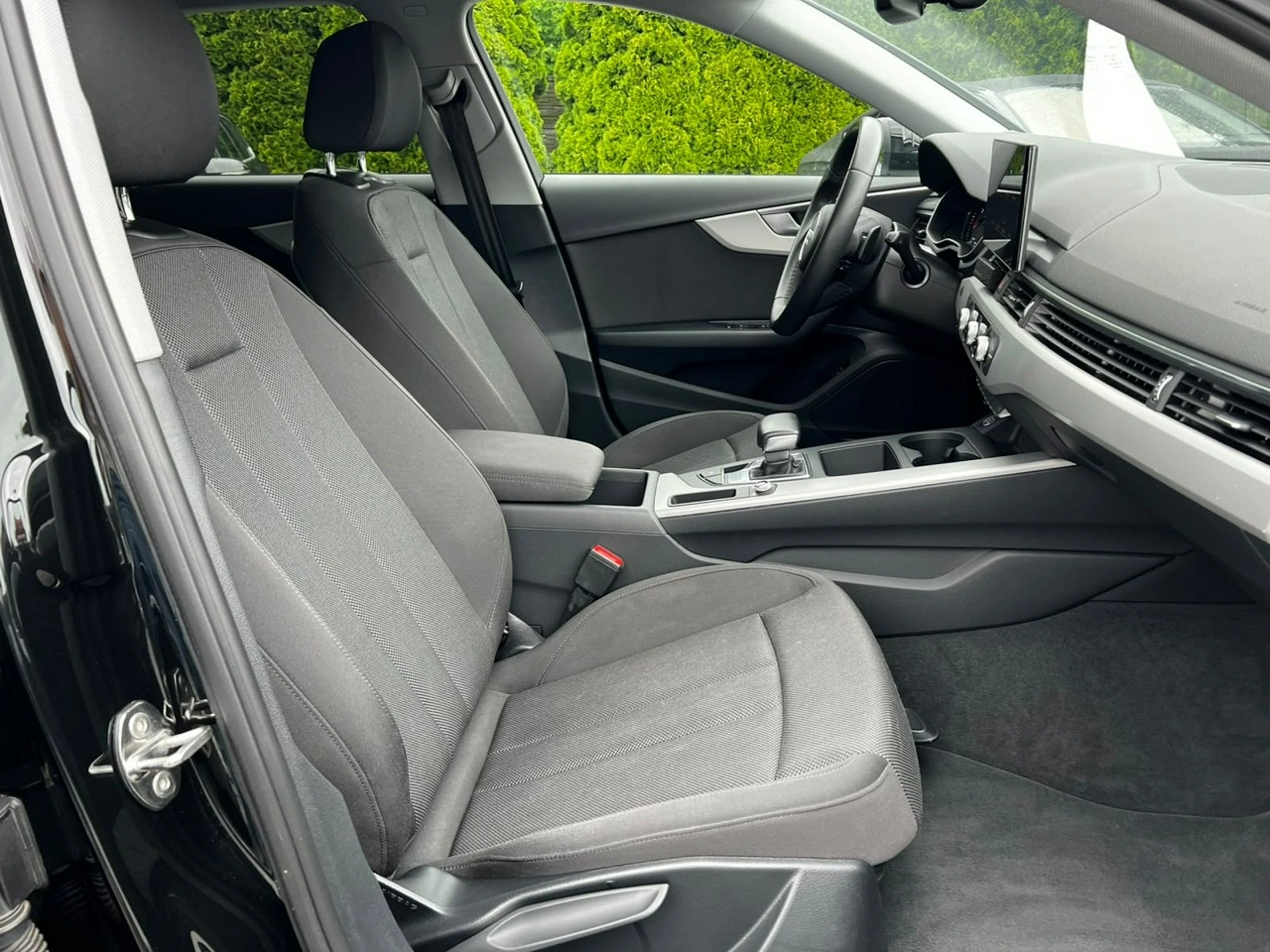 Audi A4 - Zdjęcie 11