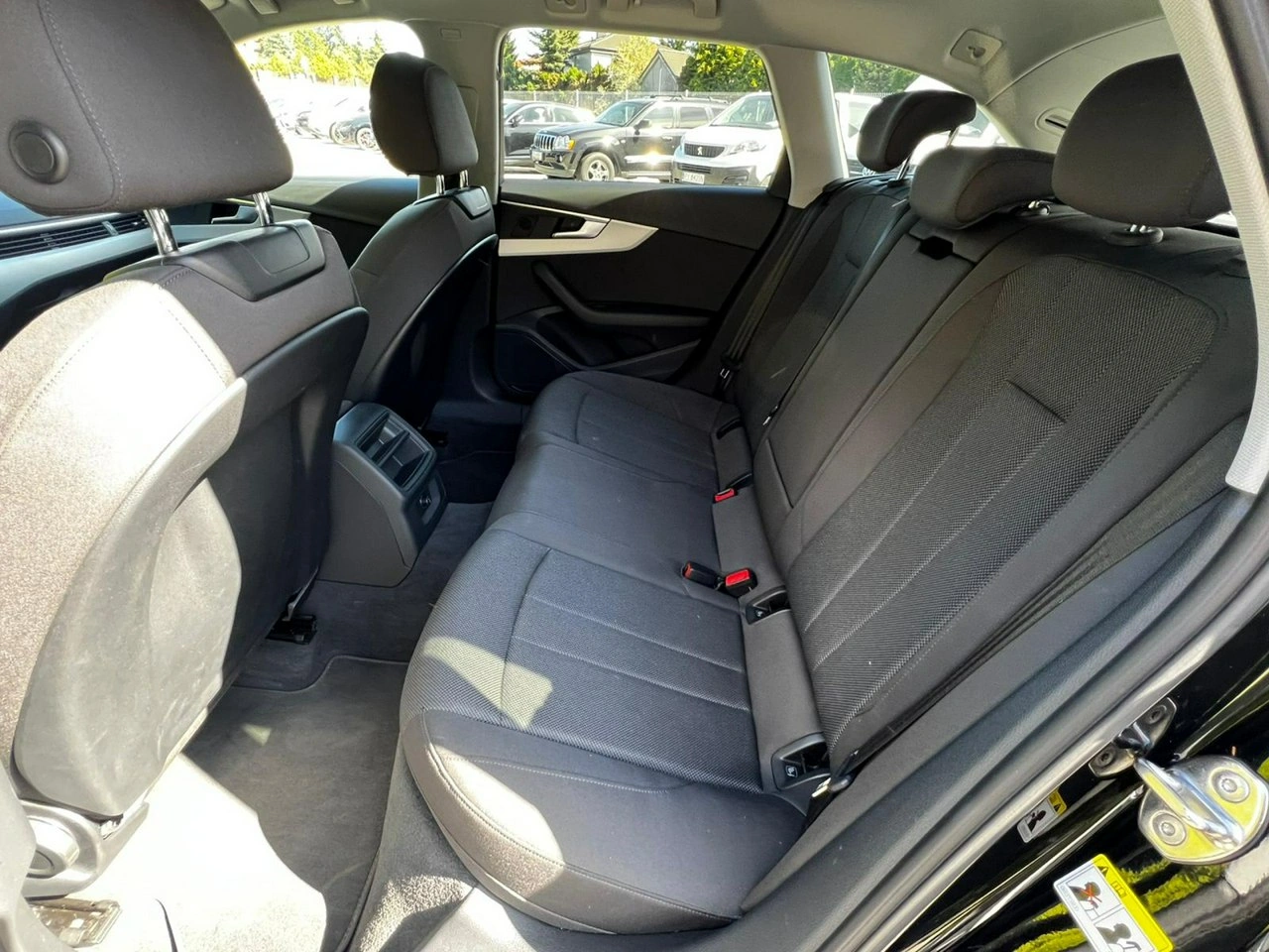 Audi A4 - Zdjęcie 13