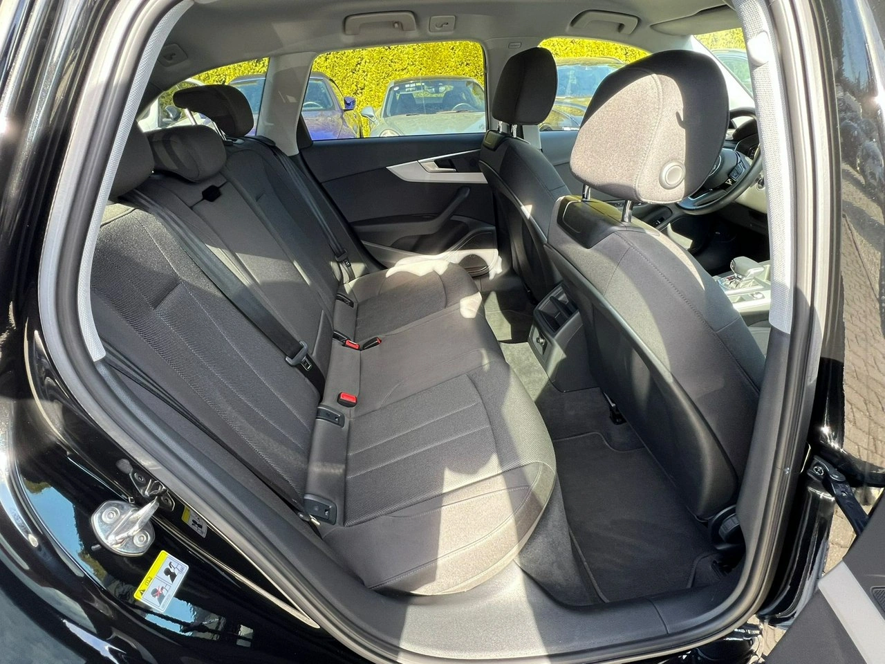 Audi A4 - Zdjęcie 16