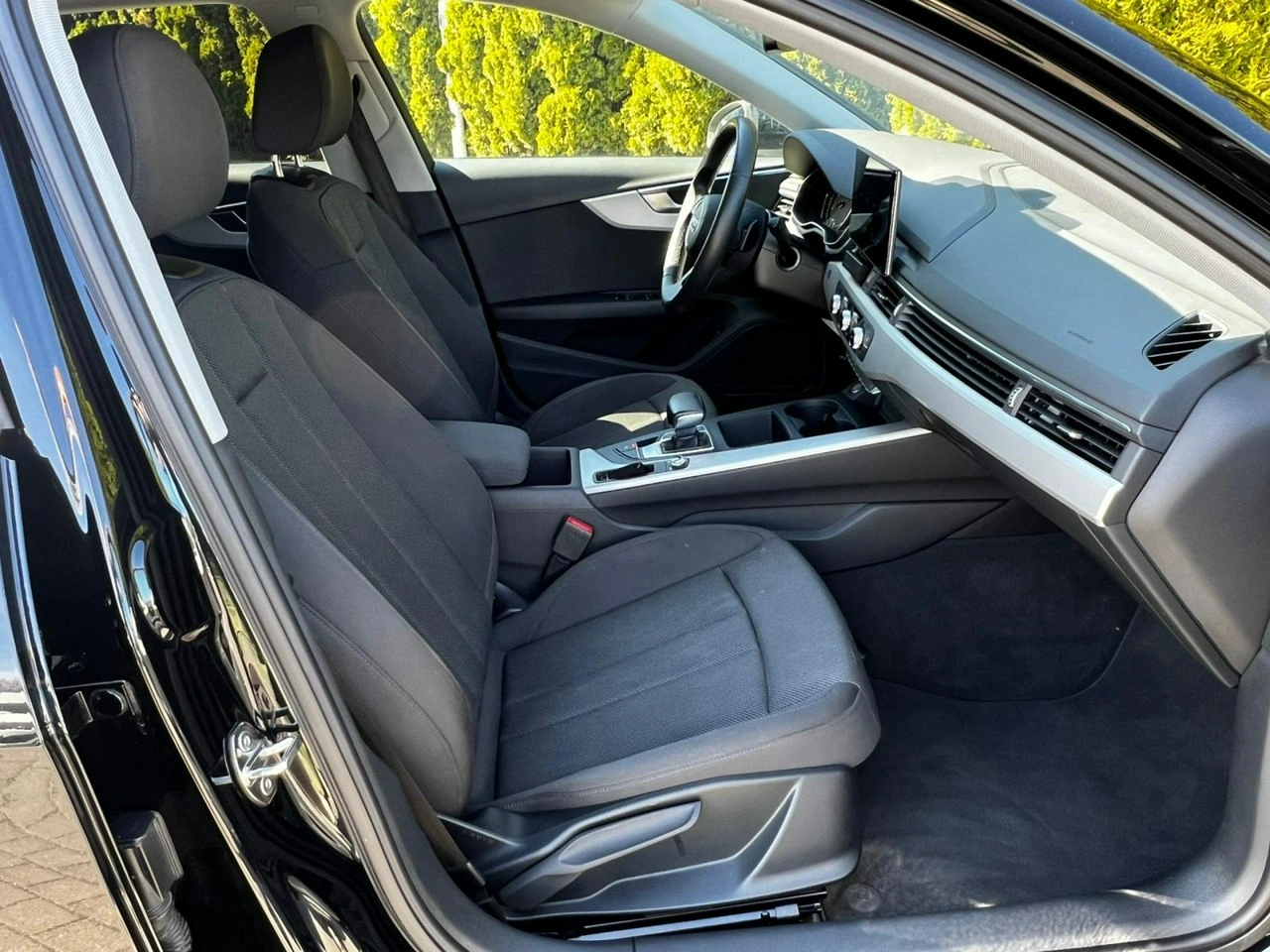 Audi A4 - Zdjęcie 18