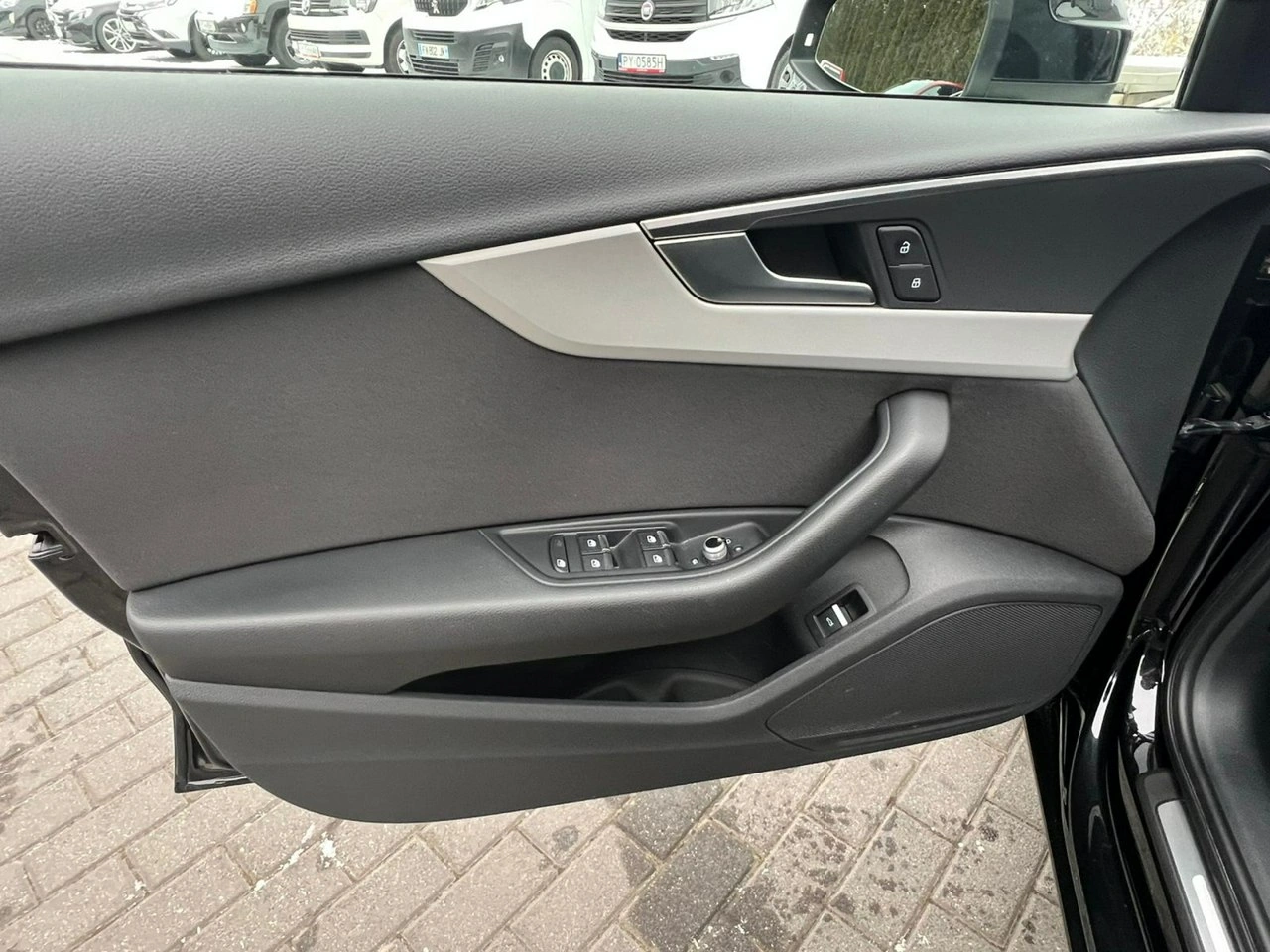 Audi A4 - Zdjęcie 23