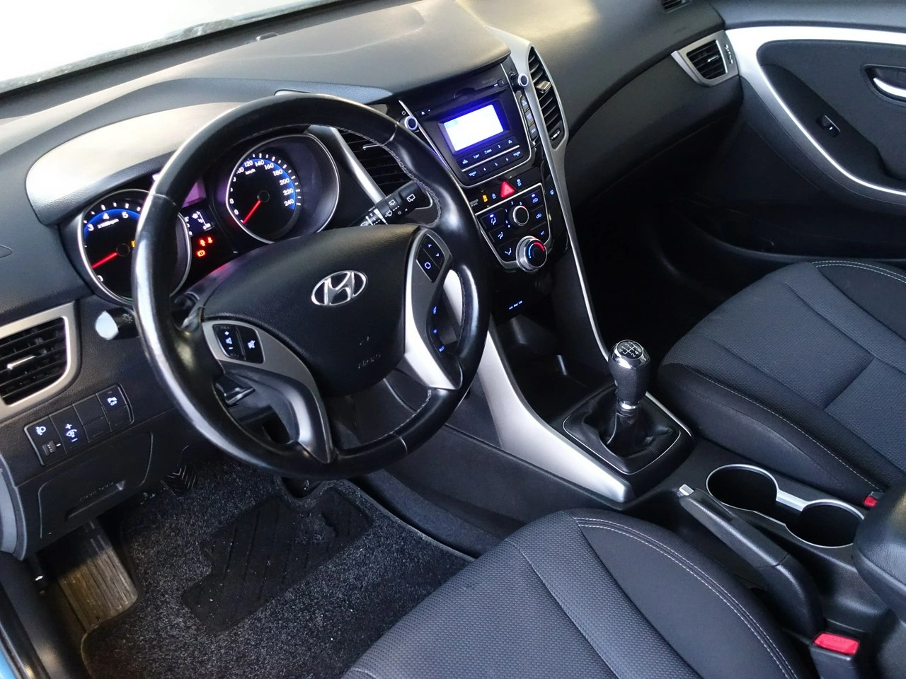 Hyundai i30 - Zdjęcie 12