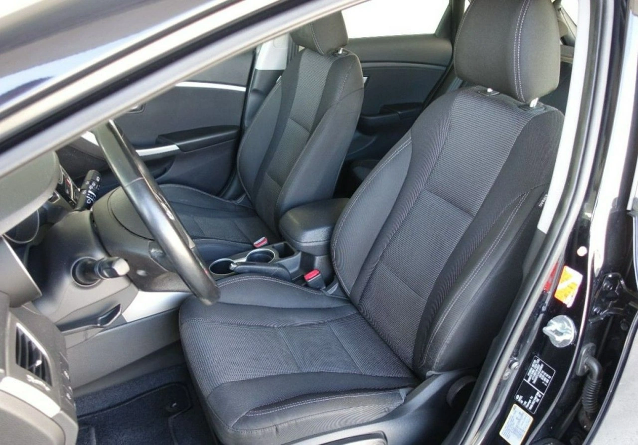 Hyundai i30 - Zdjęcie 14