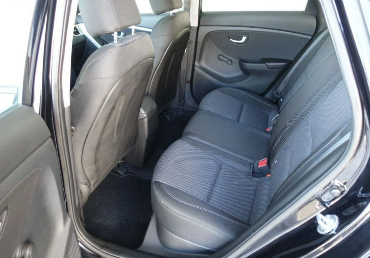 Hyundai i30 - Zdjęcie 15