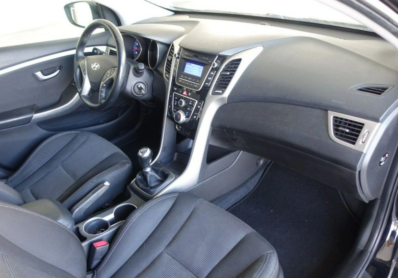 Hyundai i30 - Zdjęcie 17