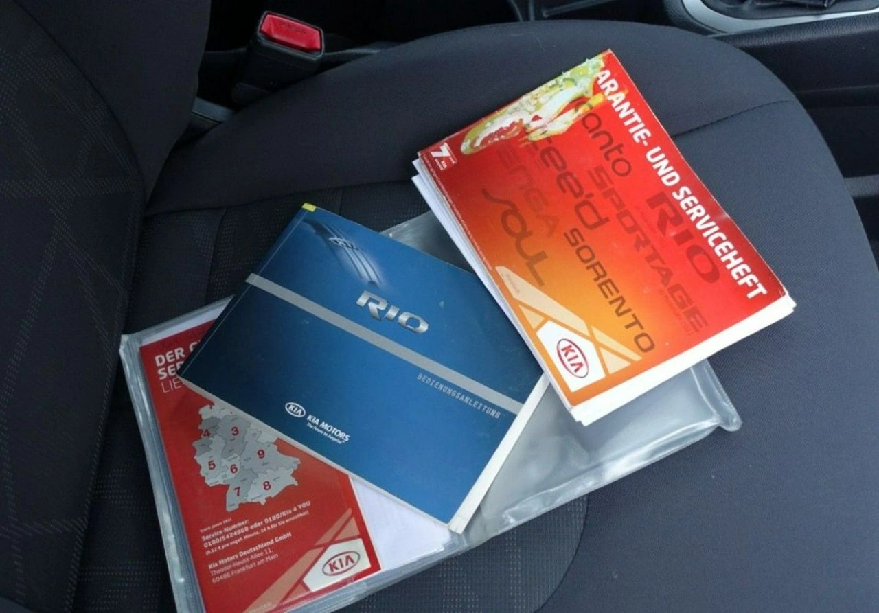 Kia Rio - Zdjęcie 16