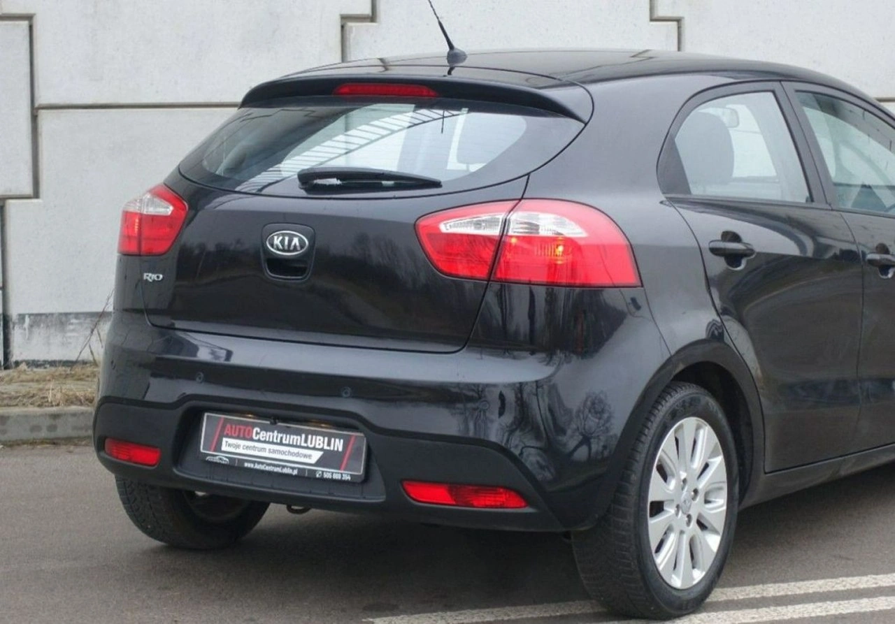 Kia Rio - Zdjęcie 21
