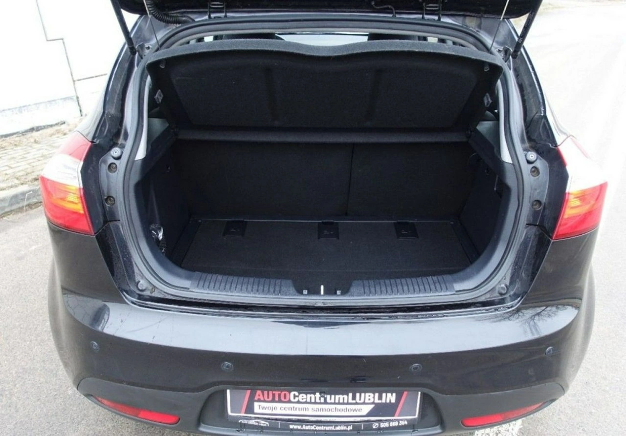 Kia Rio - Zdjęcie 22