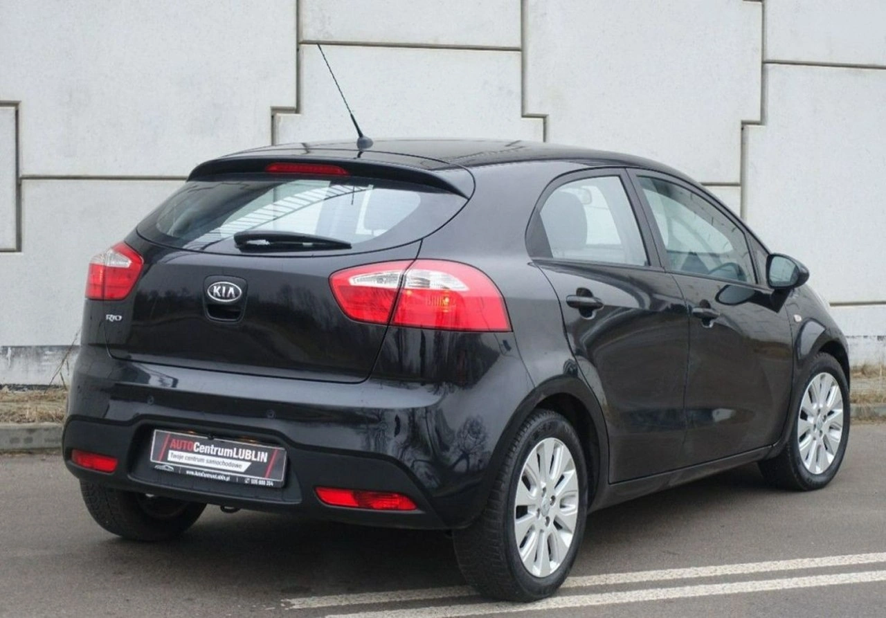 Kia Rio - Zdjęcie 7