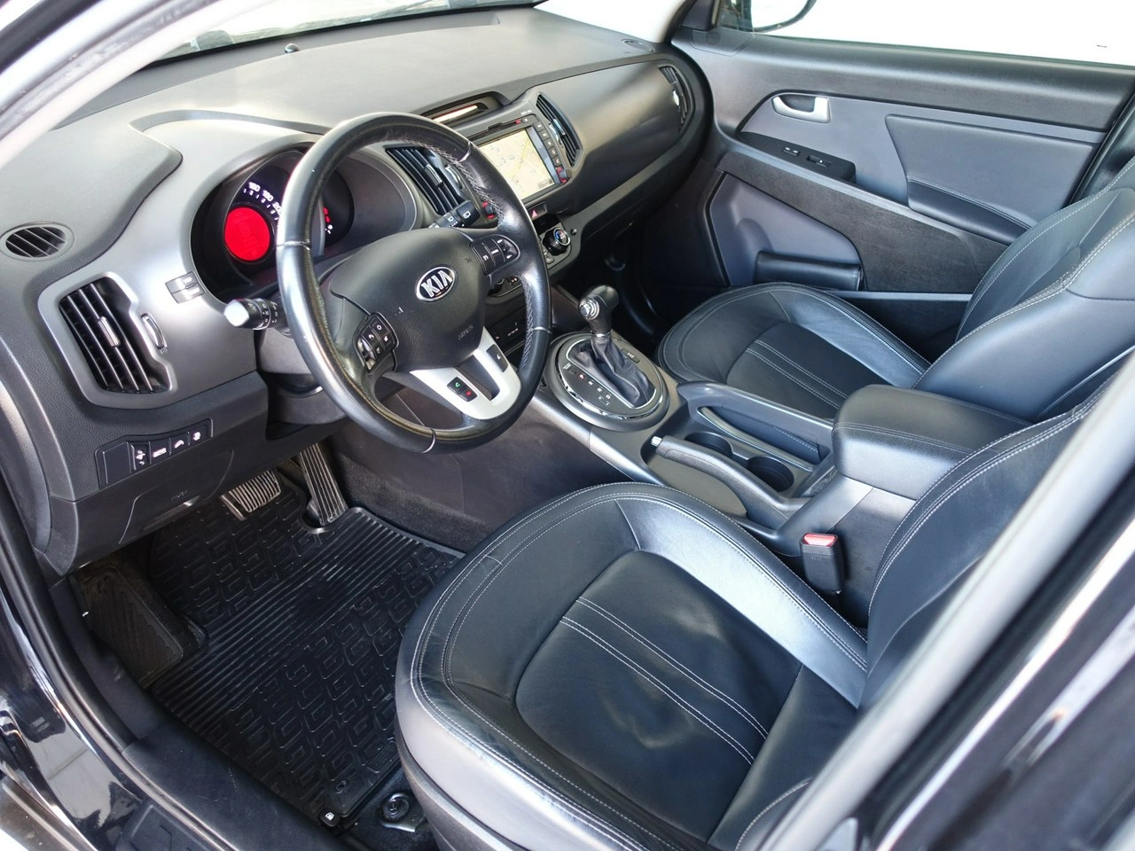 Kia Sportage - Zdjęcie 10