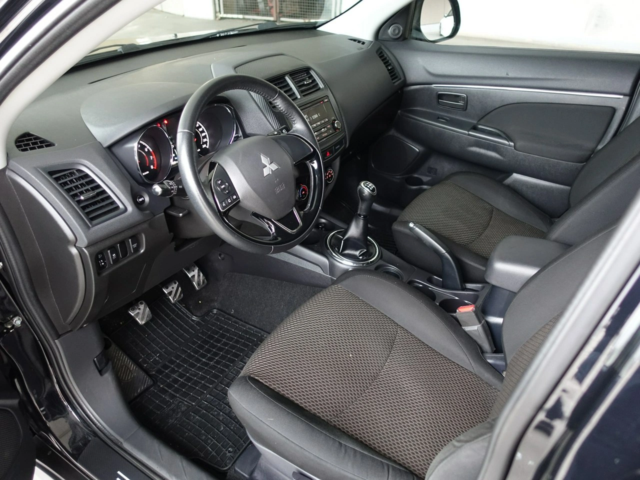 Mitsubishi ASX - Zdjęcie 11