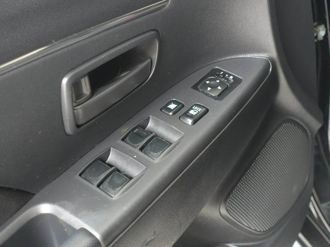 Mitsubishi ASX - Zdjęcie 14