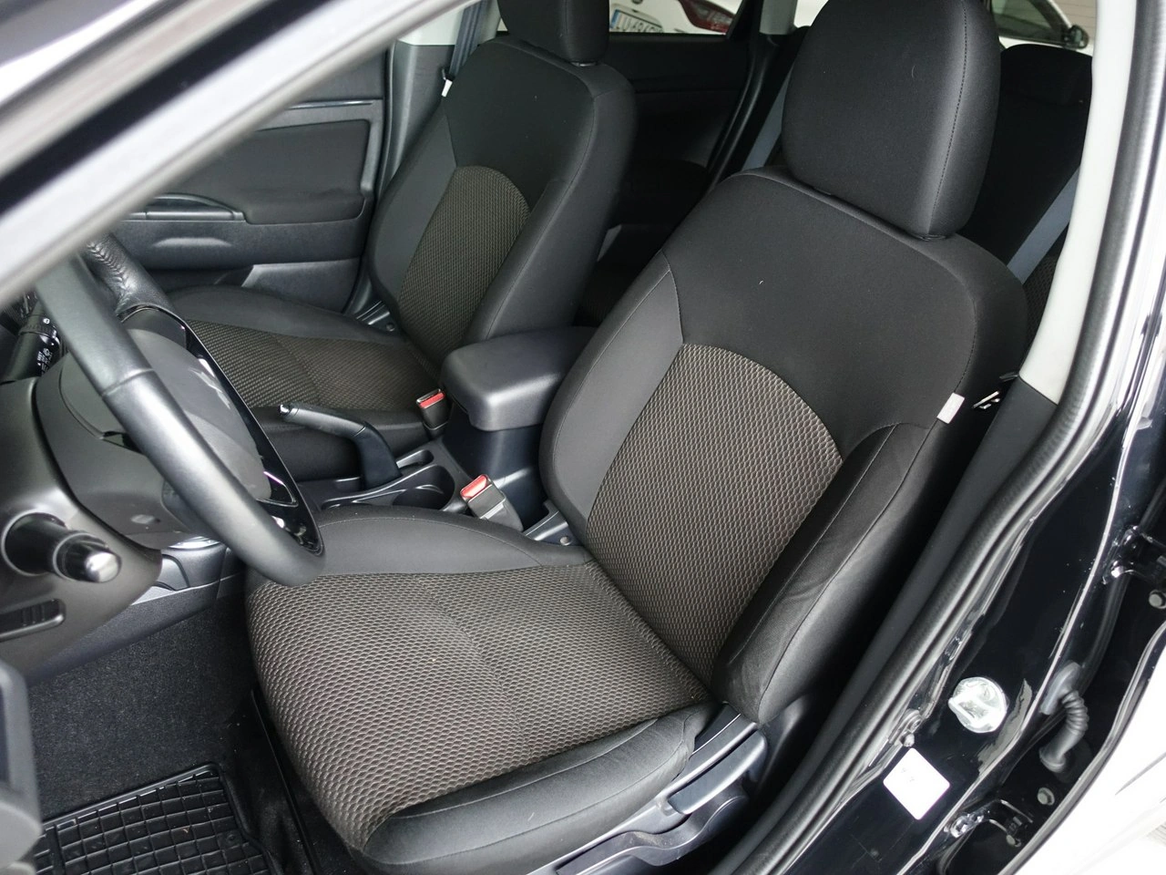 Mitsubishi ASX - Zdjęcie 13