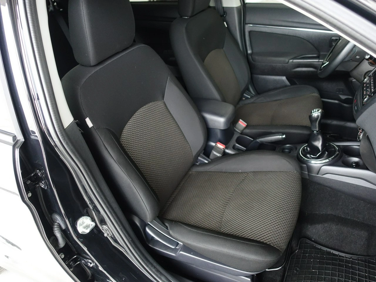 Mitsubishi ASX - Zdjęcie 20