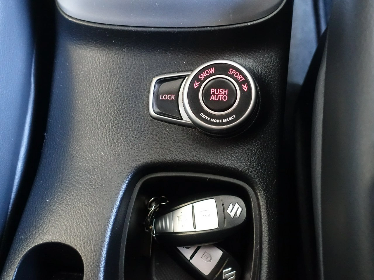 Suzuki SX4 S-Cross - Zdjęcie 25