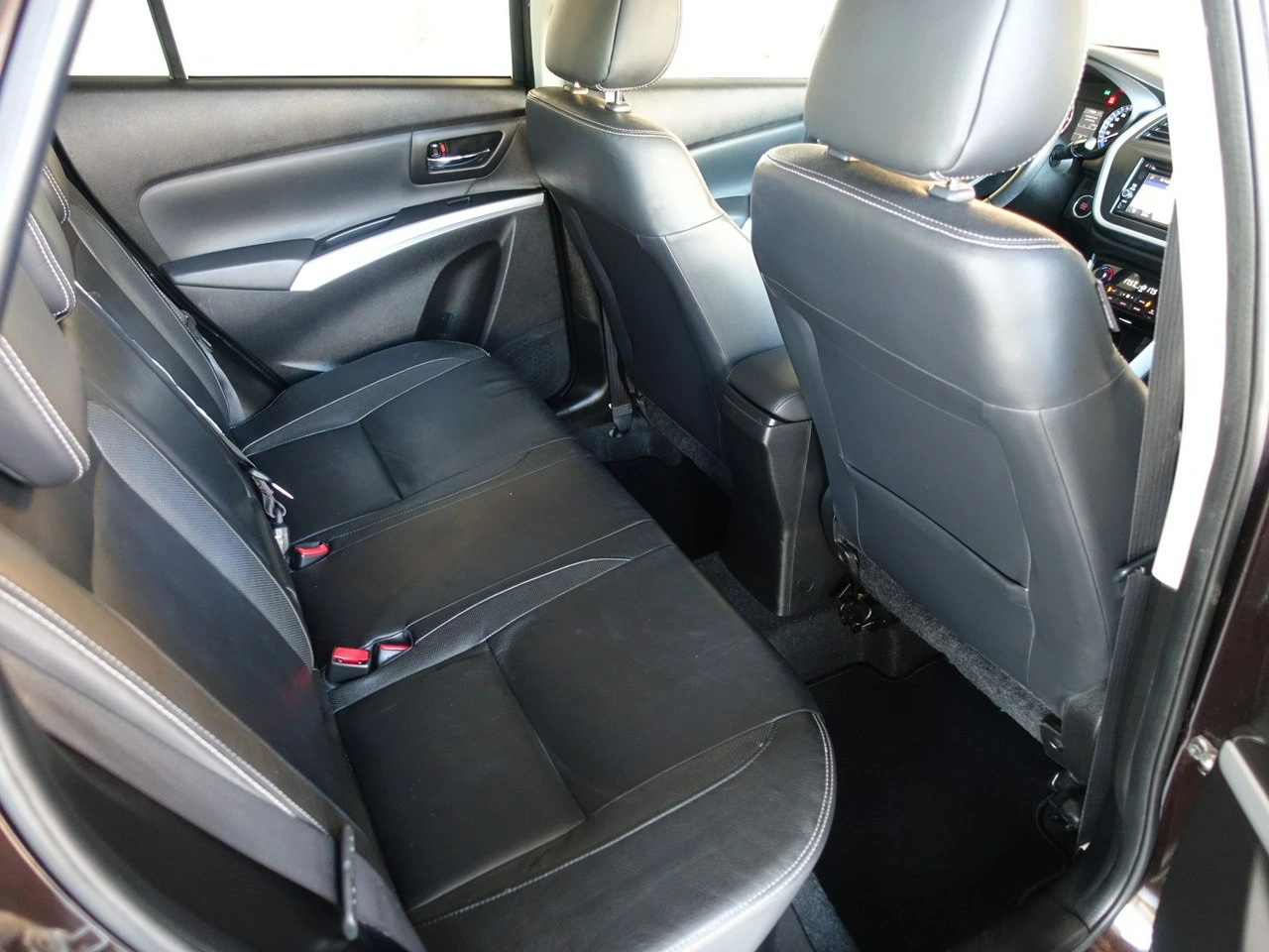 Suzuki SX4 S-Cross - Zdjęcie 21